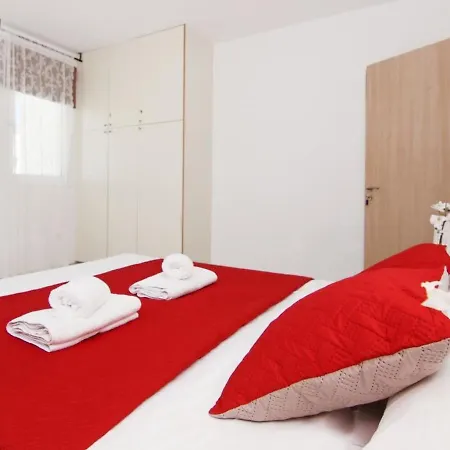 Appartamento Nemesis By Interhome Protaras